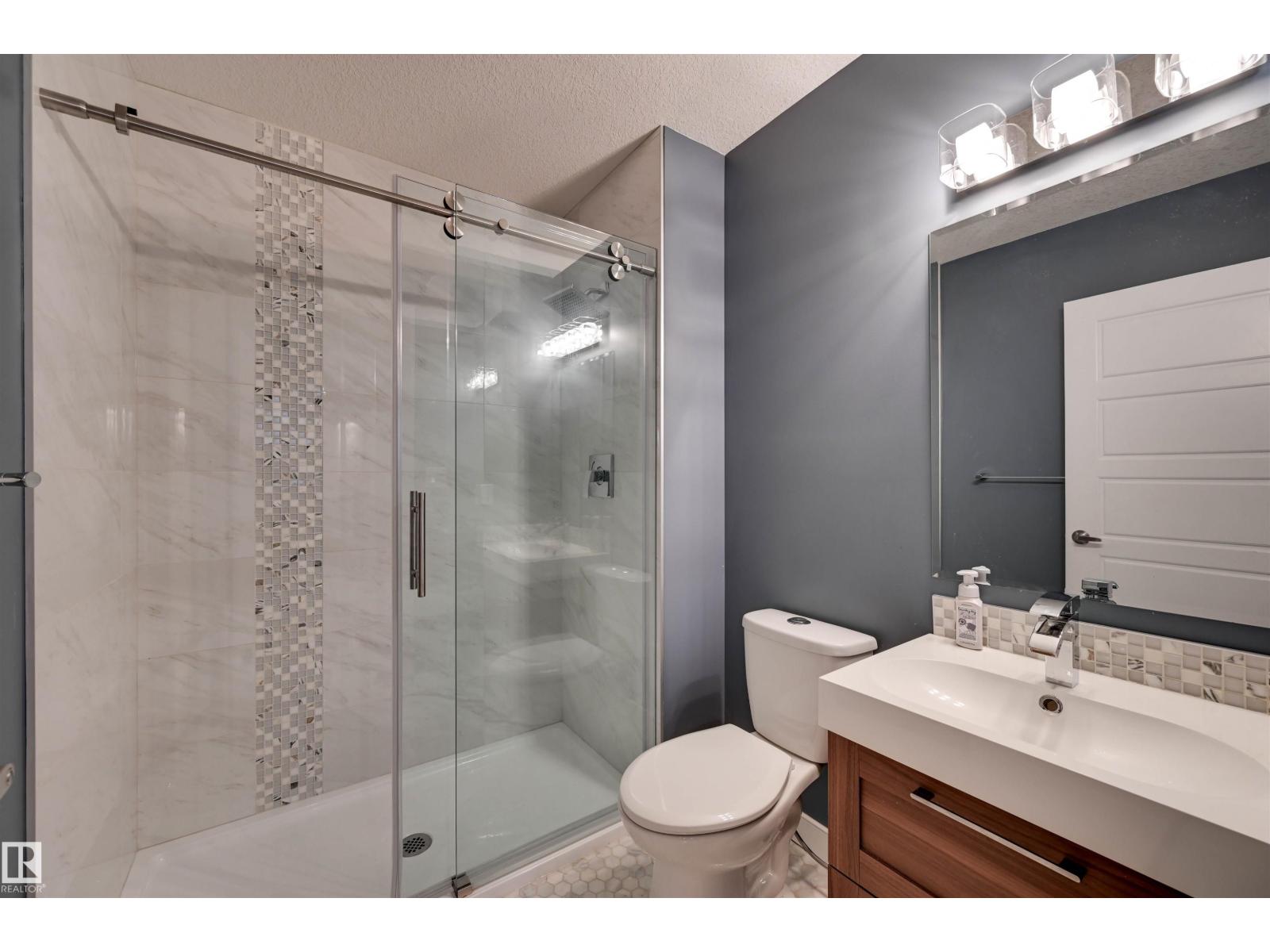 2327 Frezenberg Av Nw Property Photo 51
