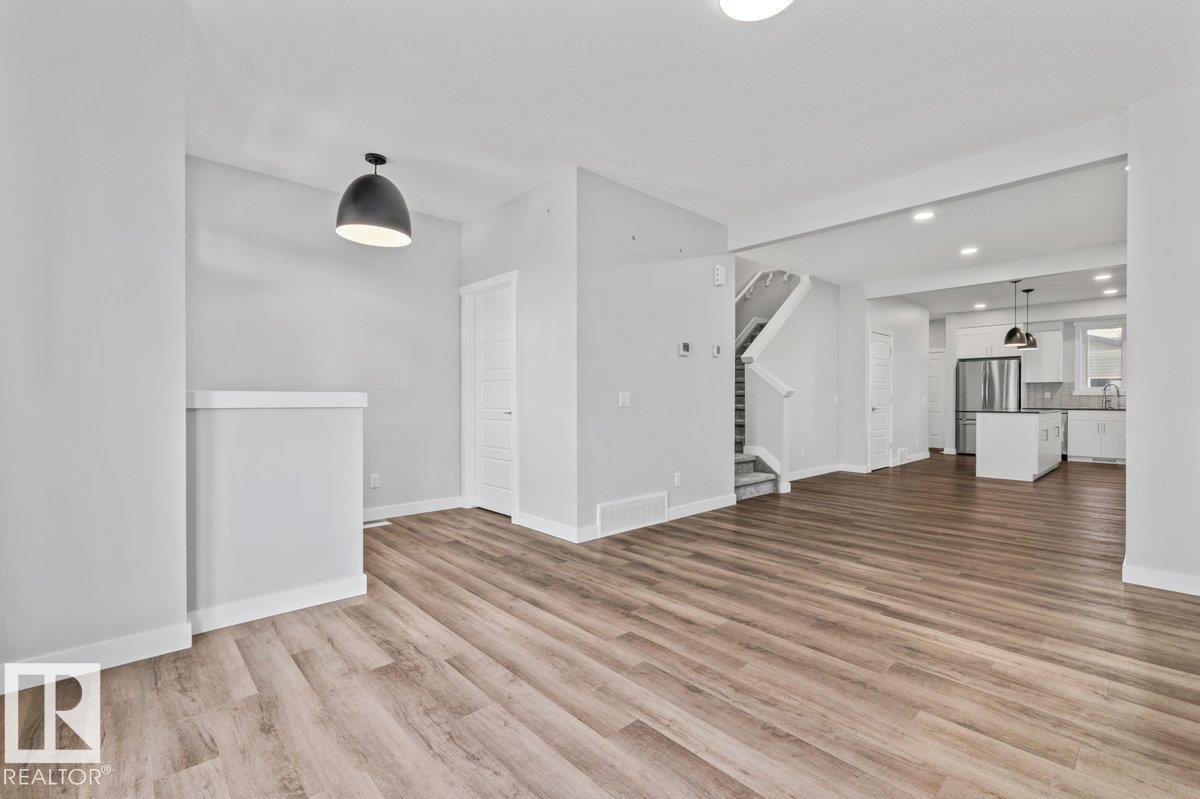 9815 227 St Nw Property Photo 3