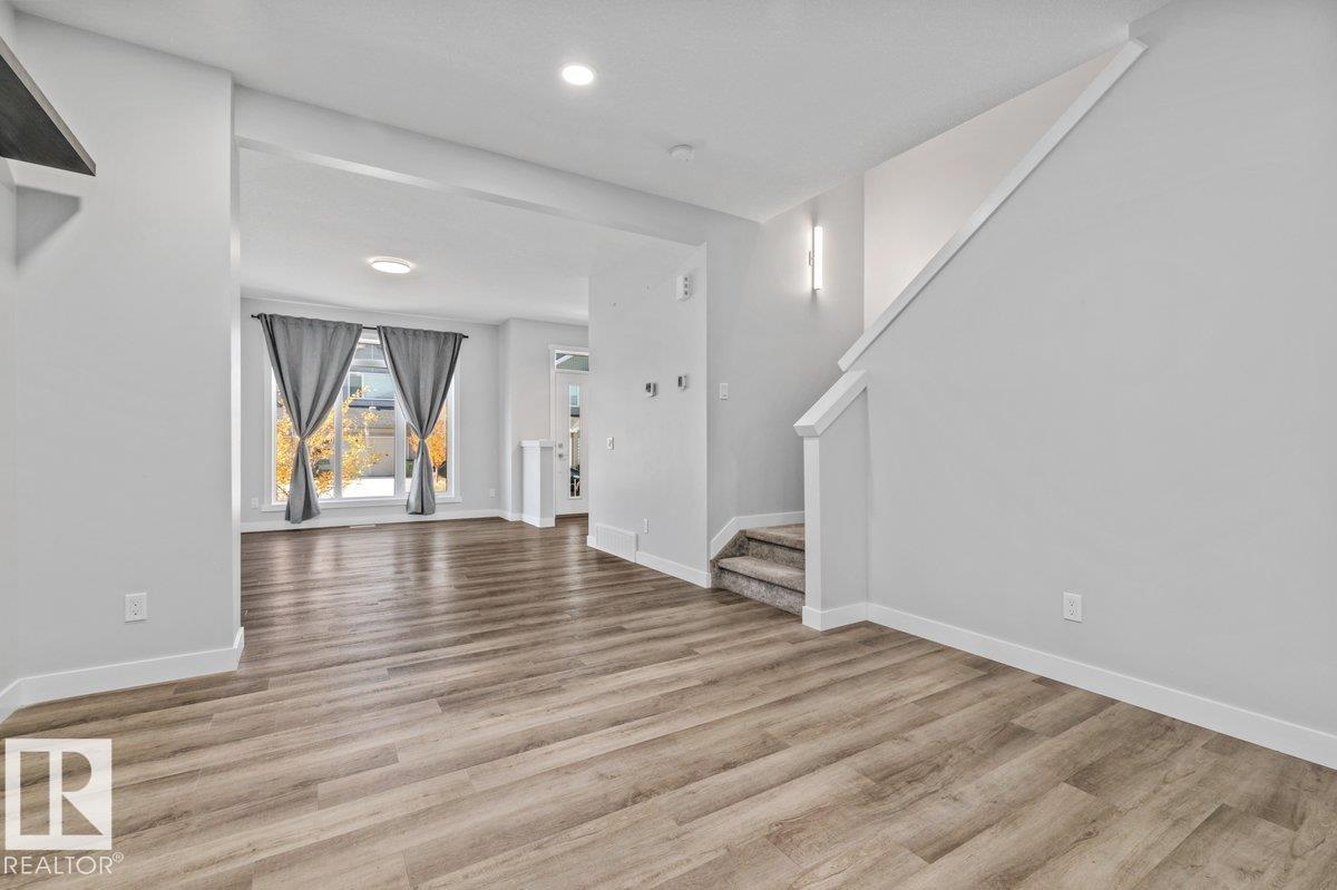 9815 227 St Nw Property Photo 10