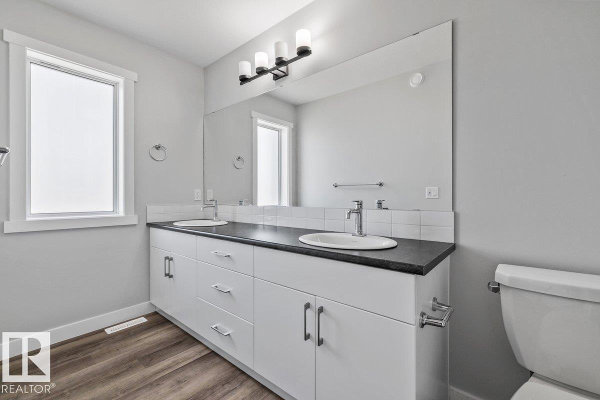 9815 227 St Nw Property Photo 23