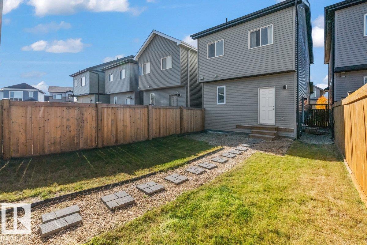 9815 227 St Nw Property Photo 28