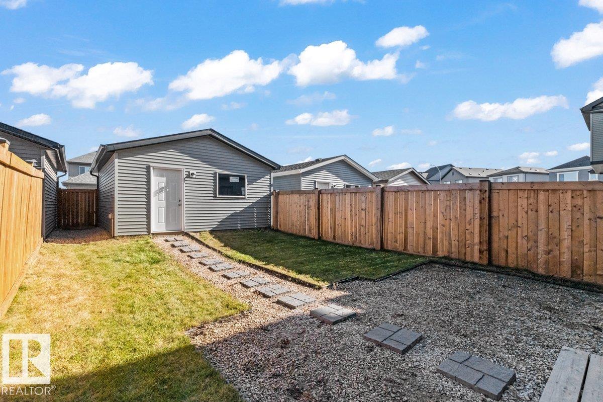9815 227 St Nw Property Photo 29