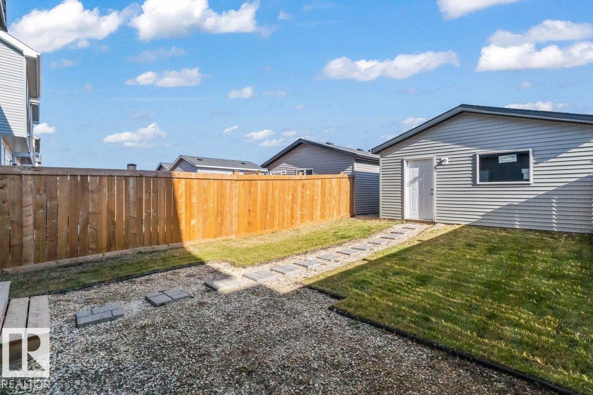 9815 227 St Nw Property Photo 31