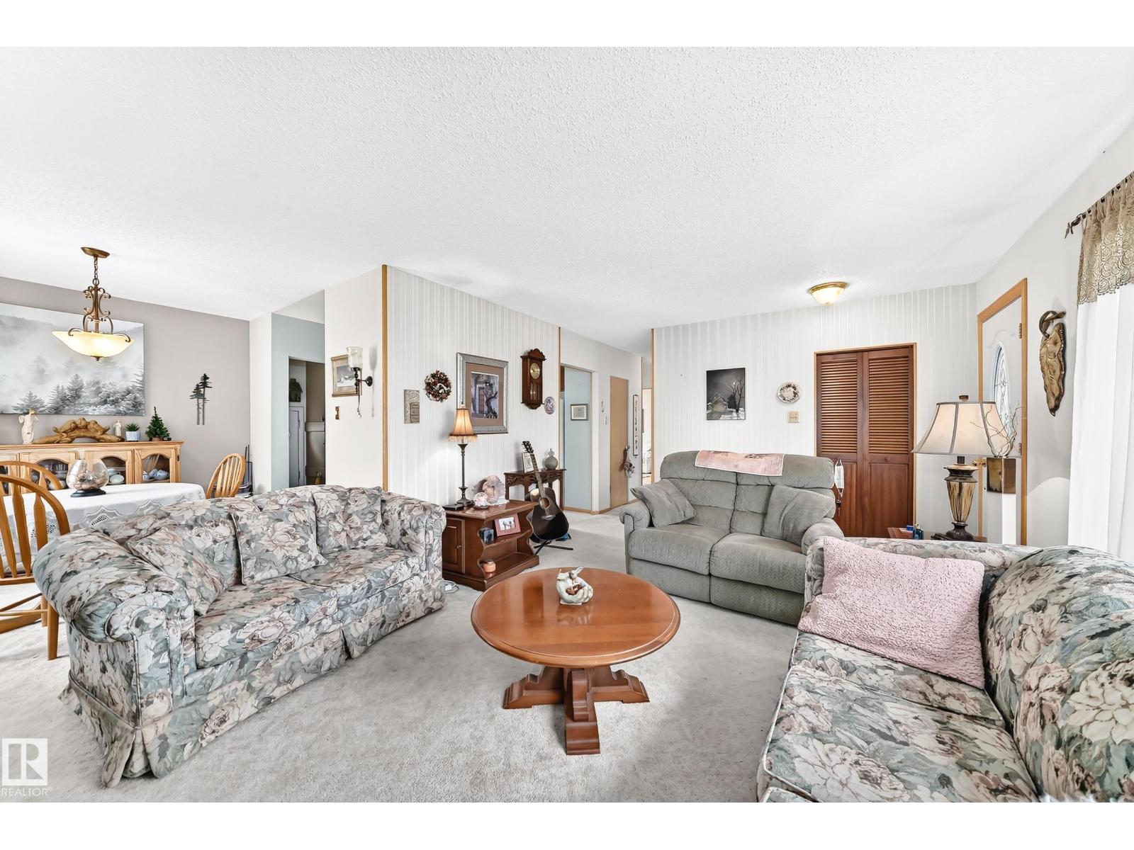 13515 86 St Nw Nw Property Photo 13
