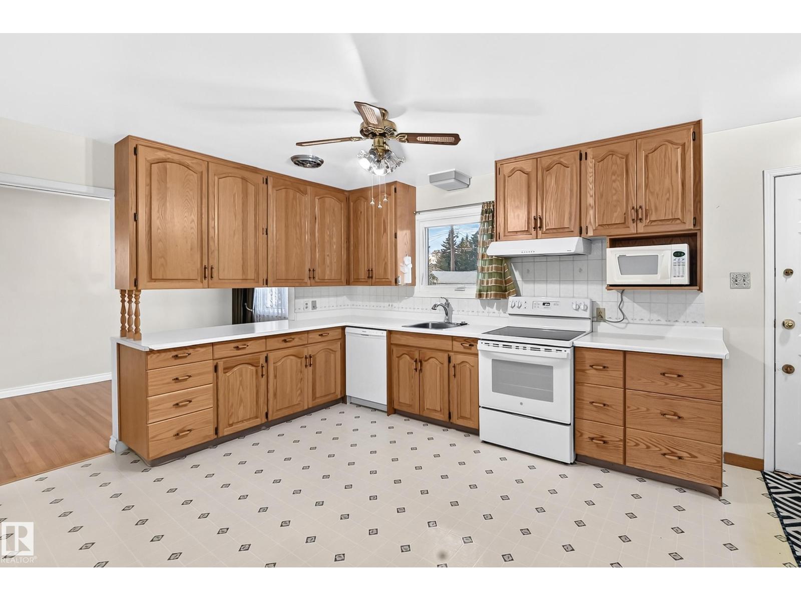14423 96 Av Nw Property Photo 4