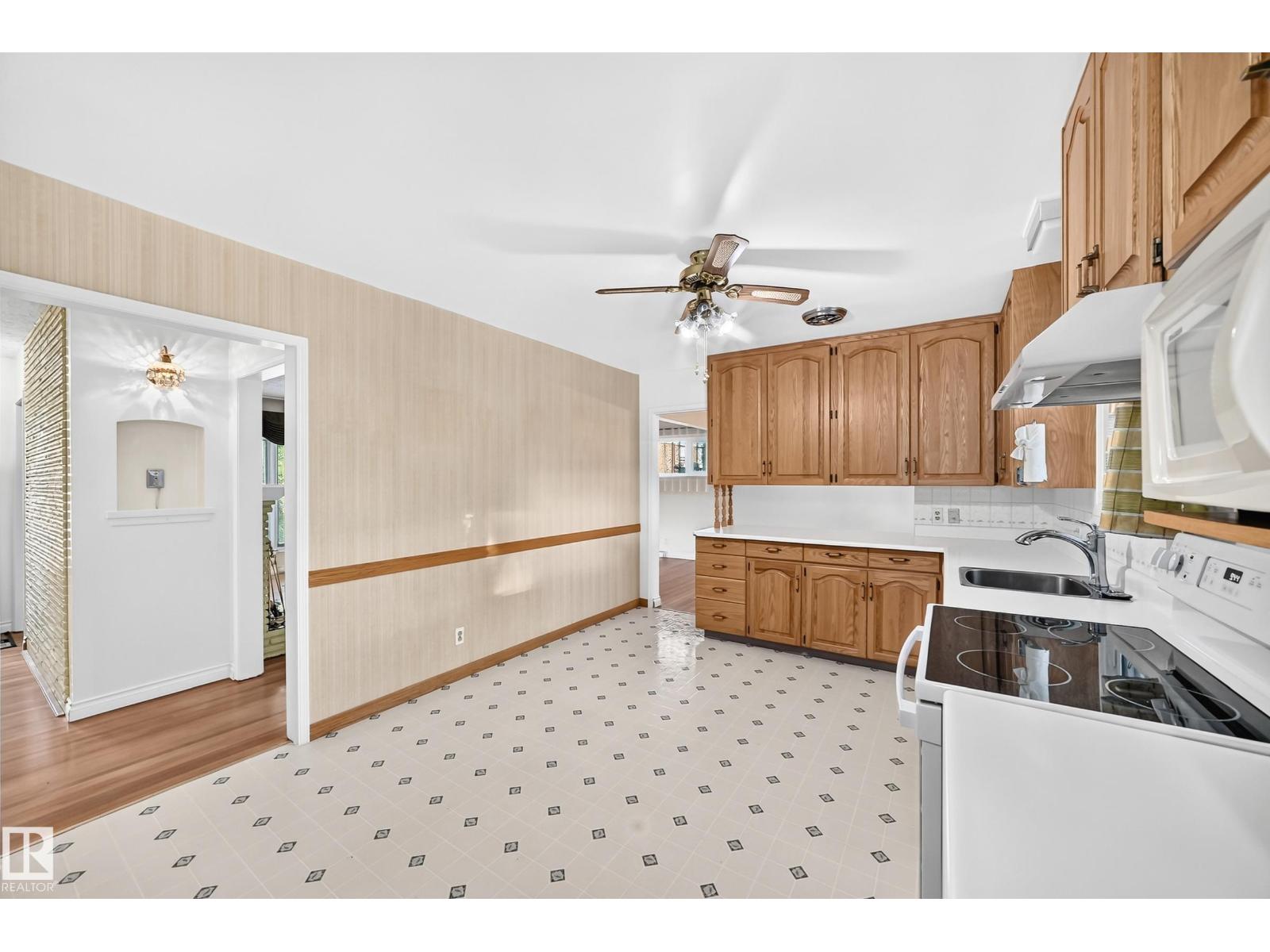 14423 96 Av Nw Property Photo 8