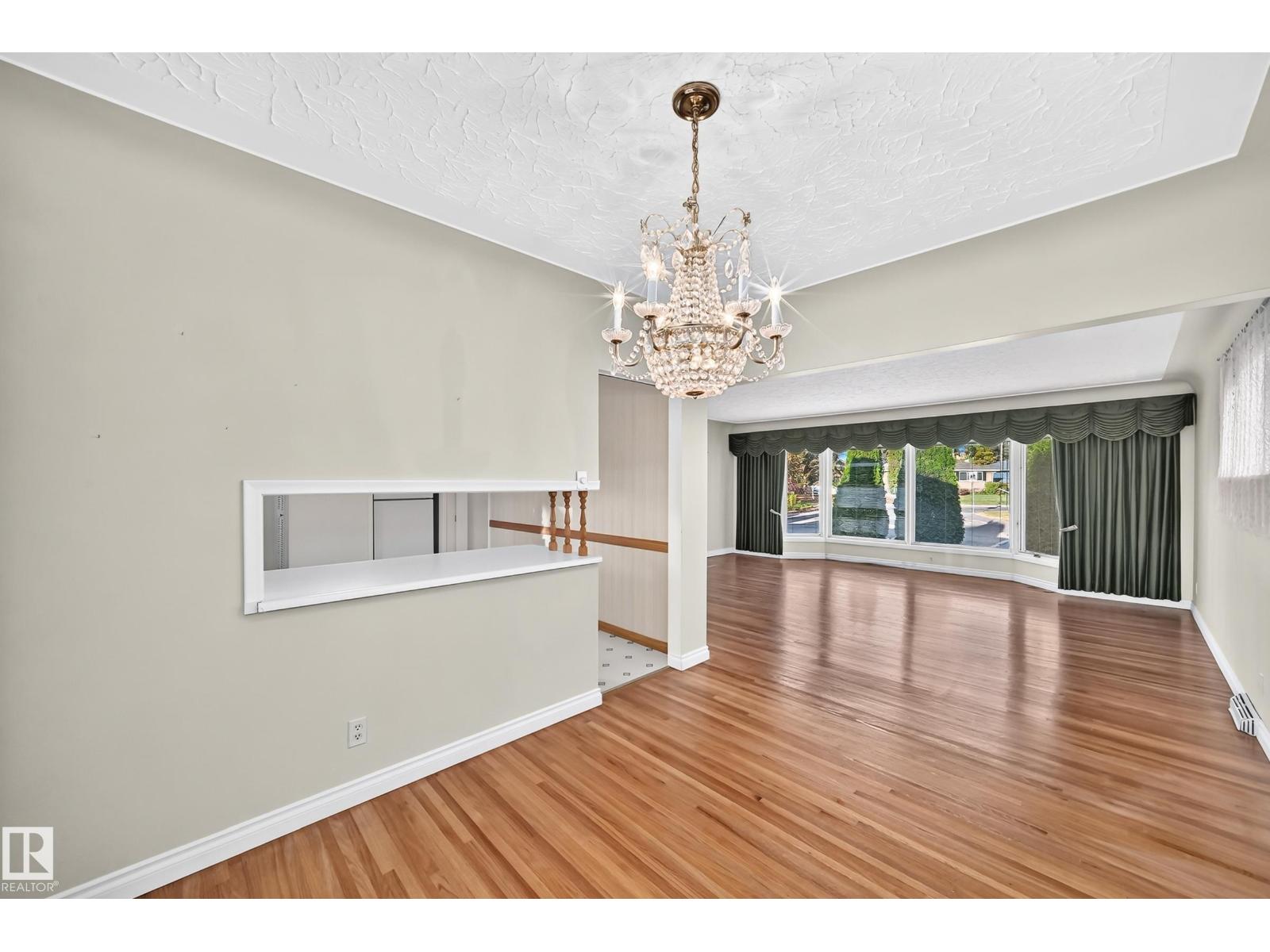 14423 96 Av Nw Property Photo 12