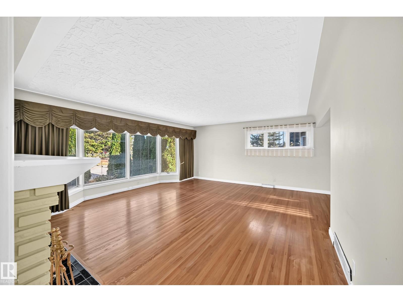14423 96 Av Nw Property Photo 19