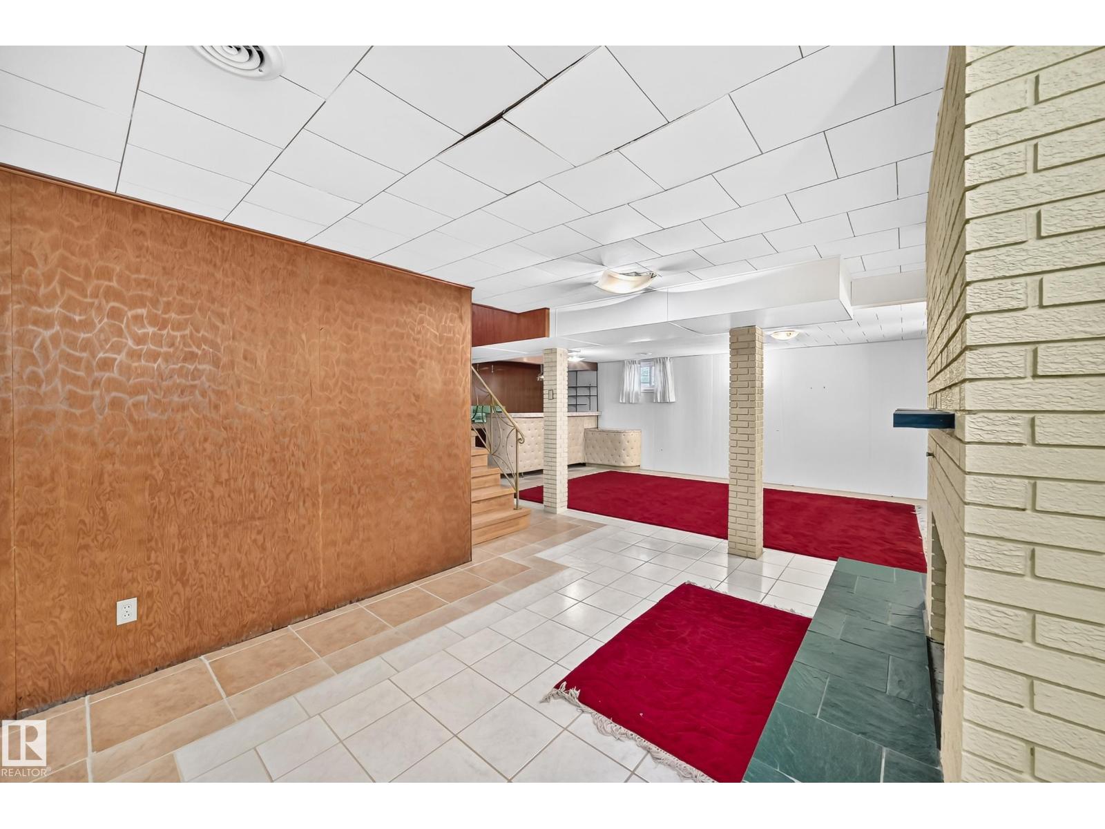 14423 96 Av Nw Property Photo 36