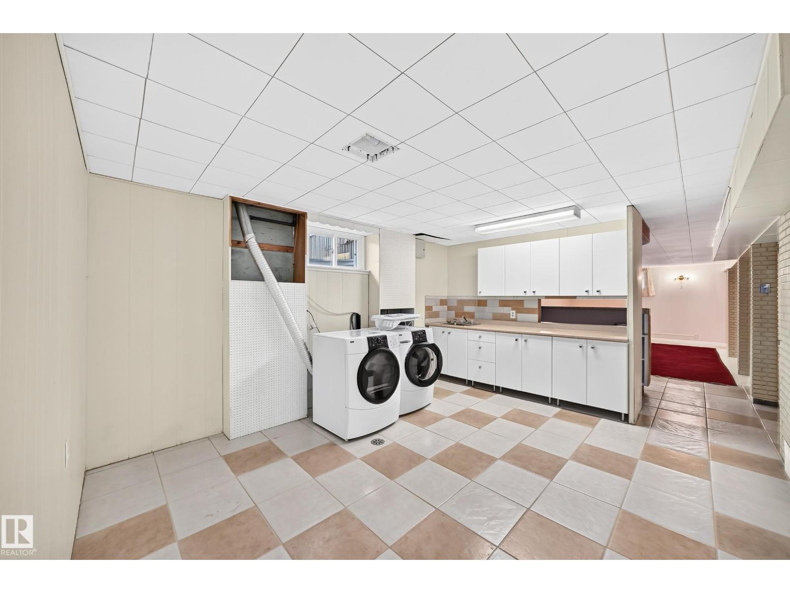 14423 96 Av Nw Property Photo 48