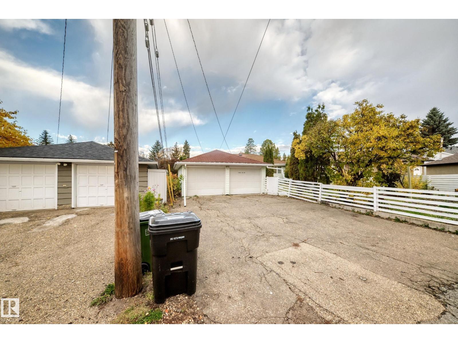 14423 96 Av Nw Property Photo 52