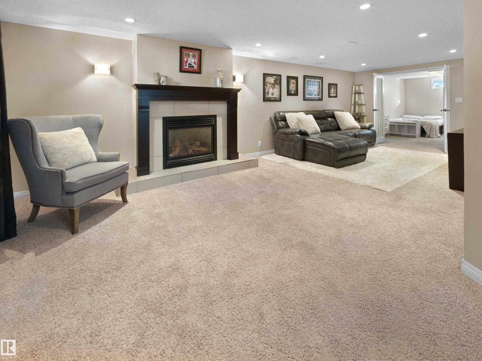 14527 86 Av Nw Property Photo 19