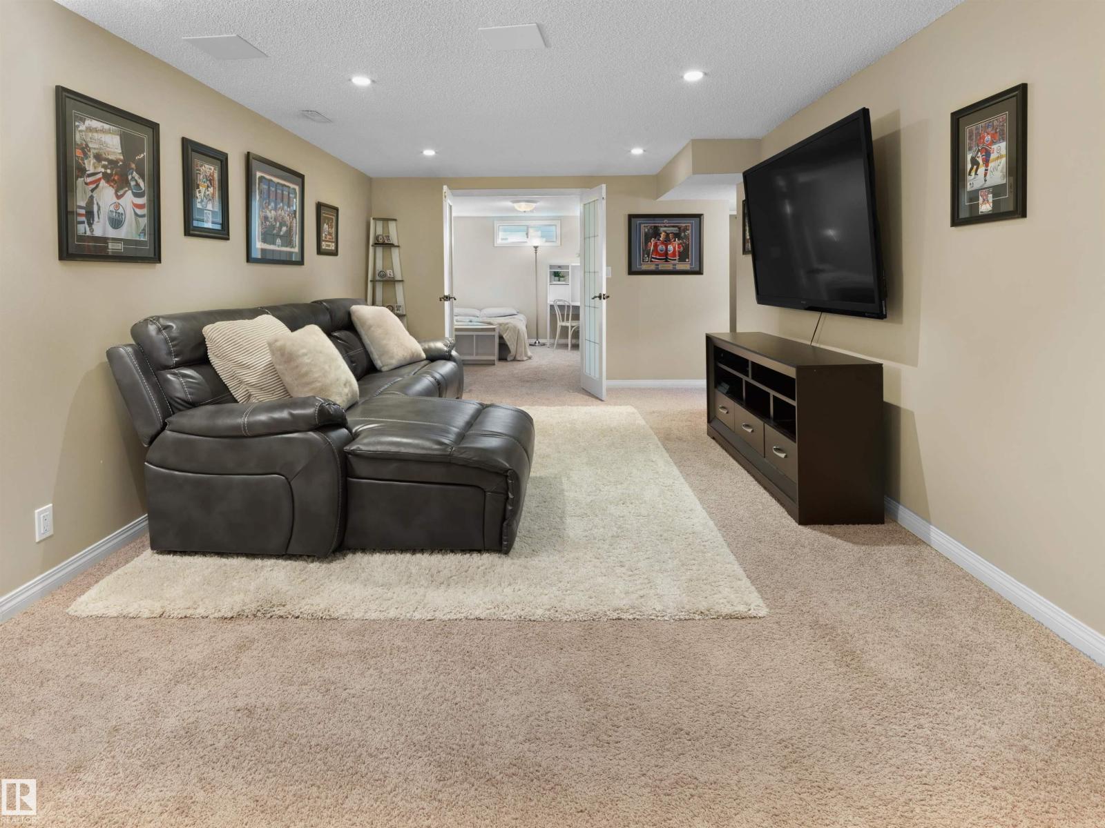 14527 86 Av Nw Property Photo 20
