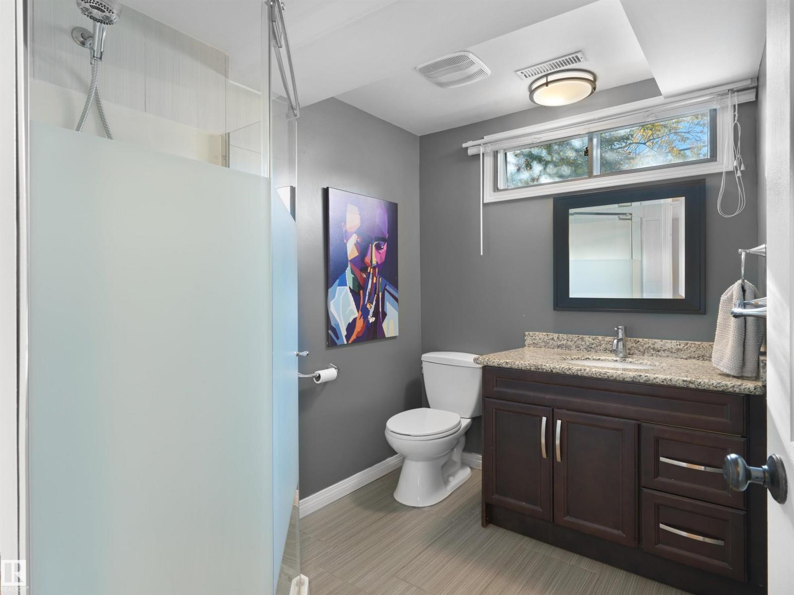14527 86 Av Nw Property Photo 23