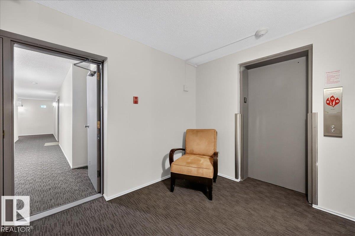 #206 10838 108 St Nw Property Photo 6