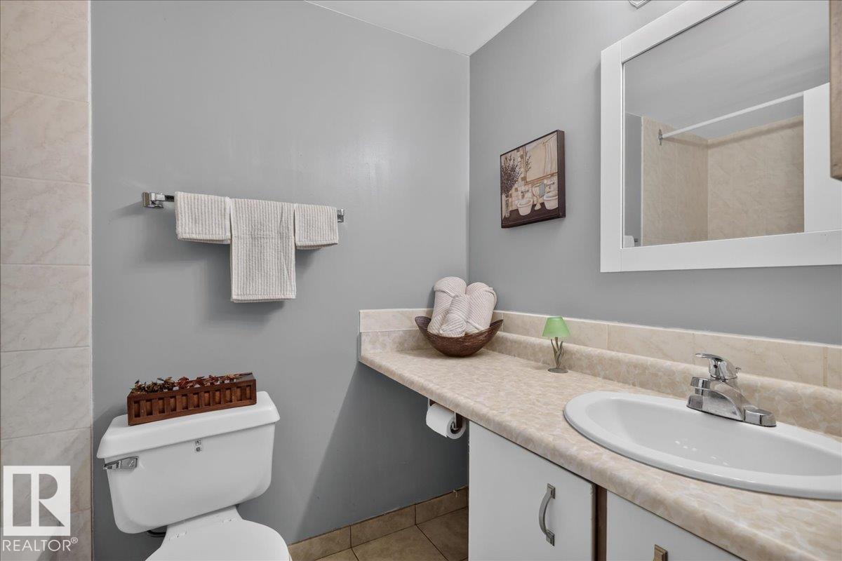 #206 10838 108 St Nw Property Photo 15