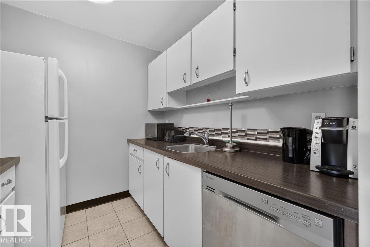 #206 10838 108 St Nw Property Photo 24