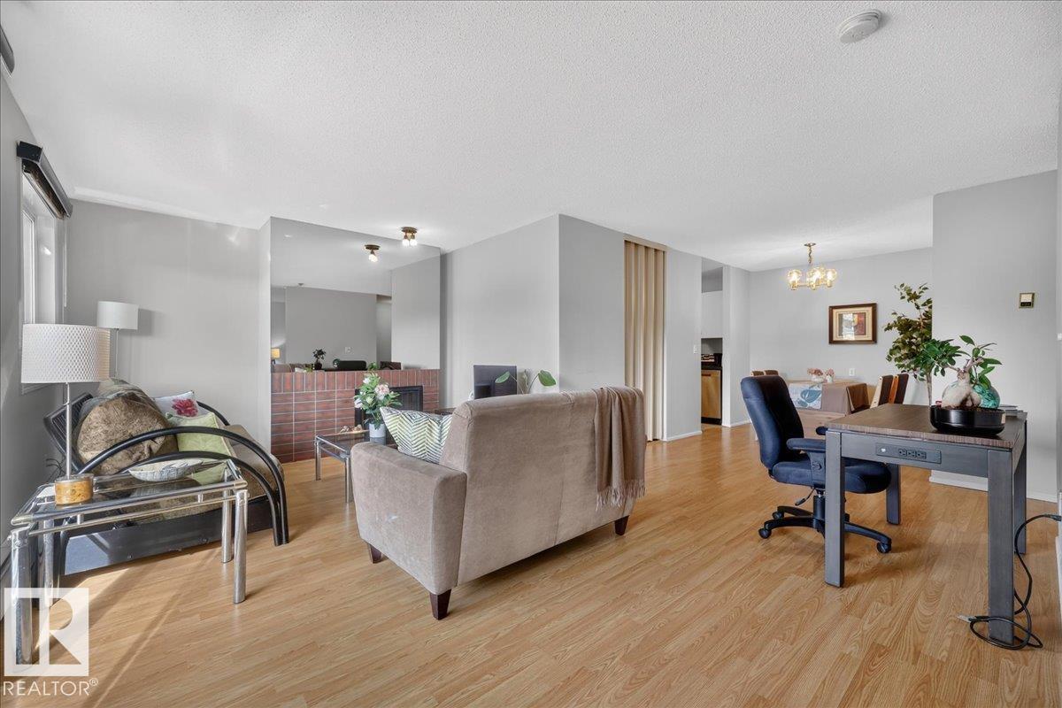 #206 10838 108 St Nw Property Photo 29
