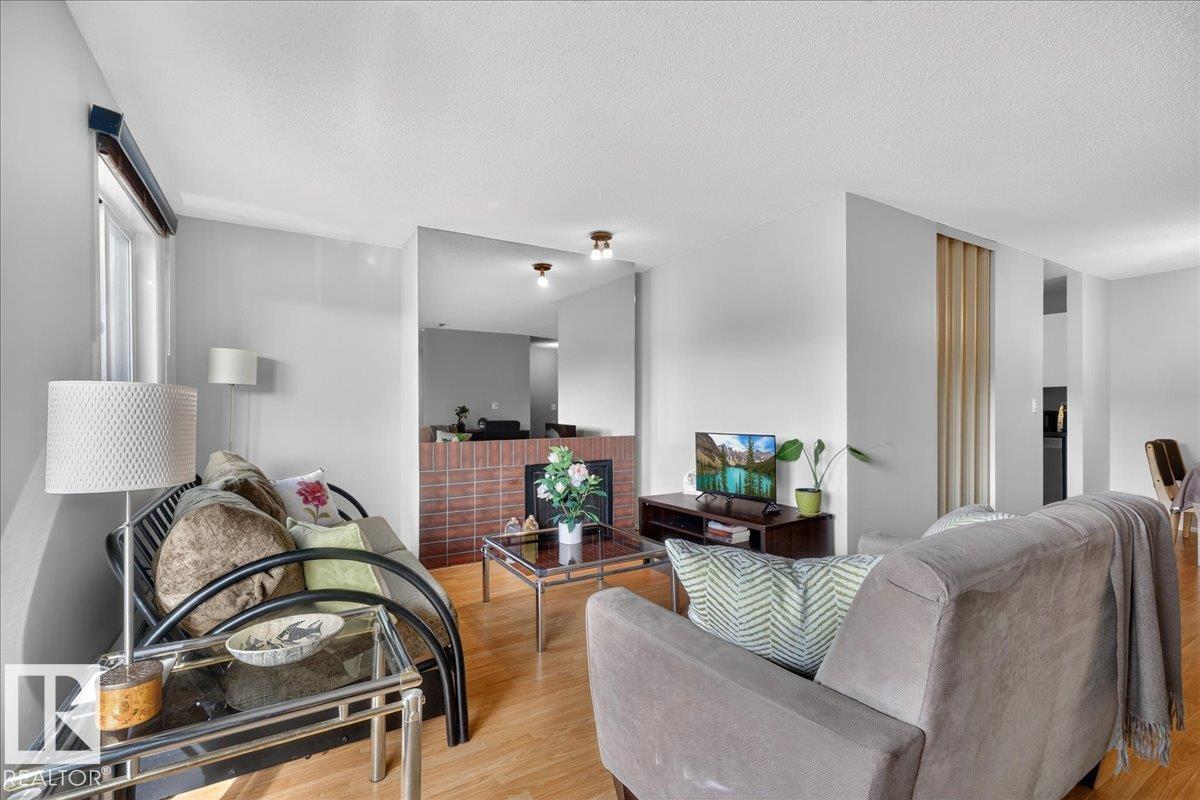 #206 10838 108 St Nw Property Photo 33