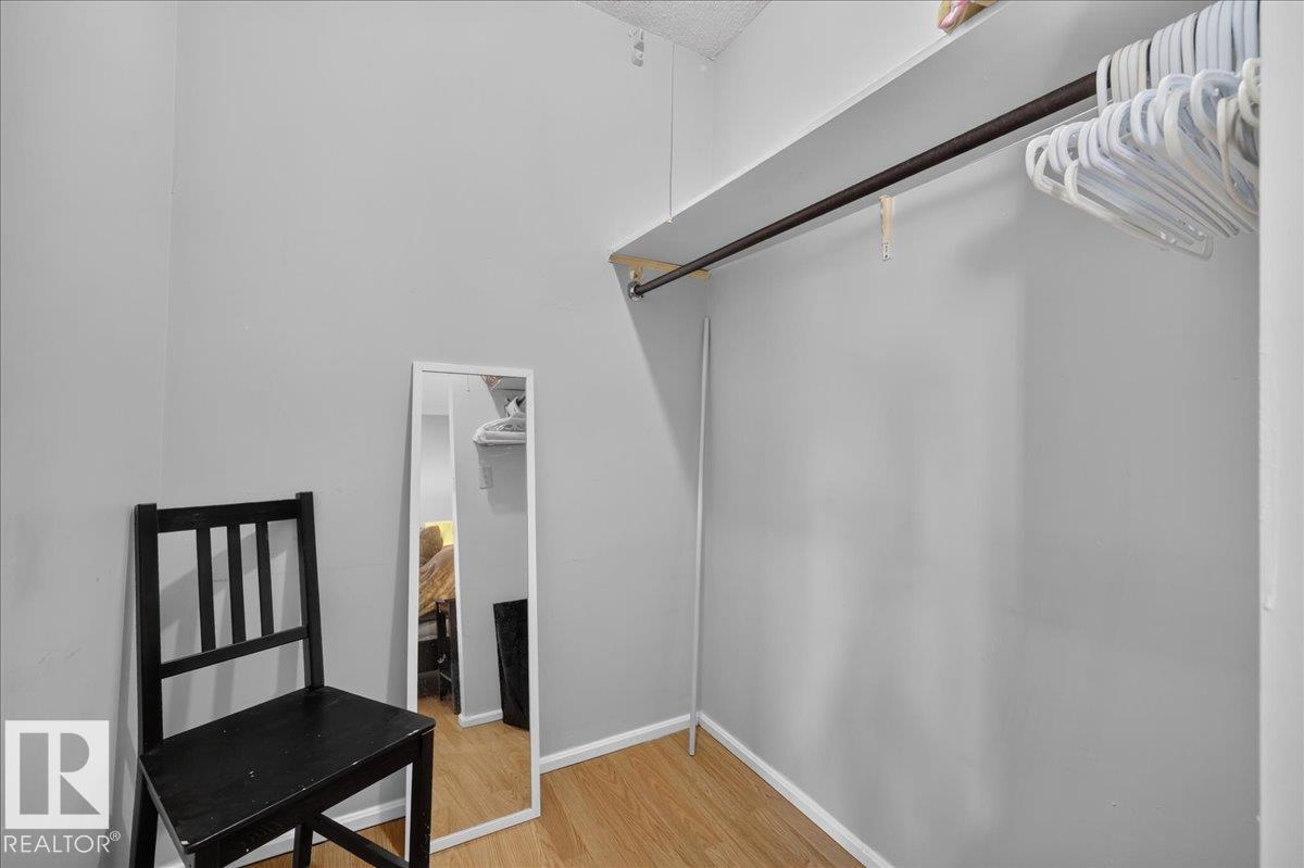 #206 10838 108 St Nw Property Photo 40