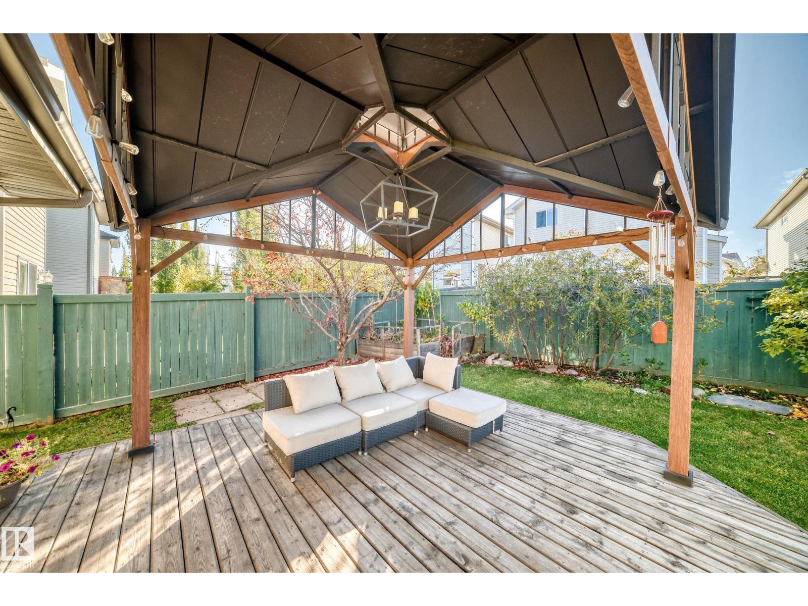 17 Virginia Lo Property Photo 15