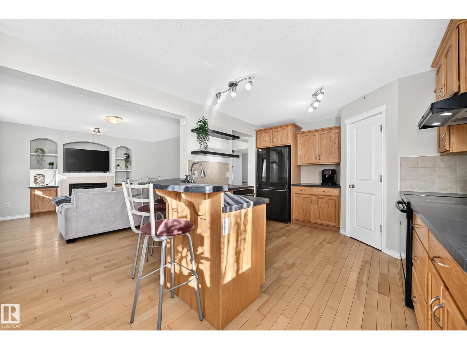 17 Virginia Lo Property Photo 21