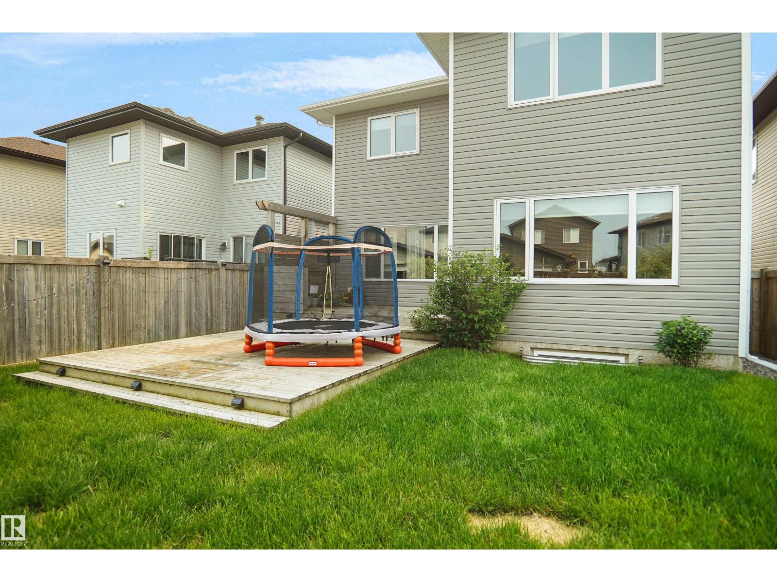 138 Henderson Li Property Photo 62