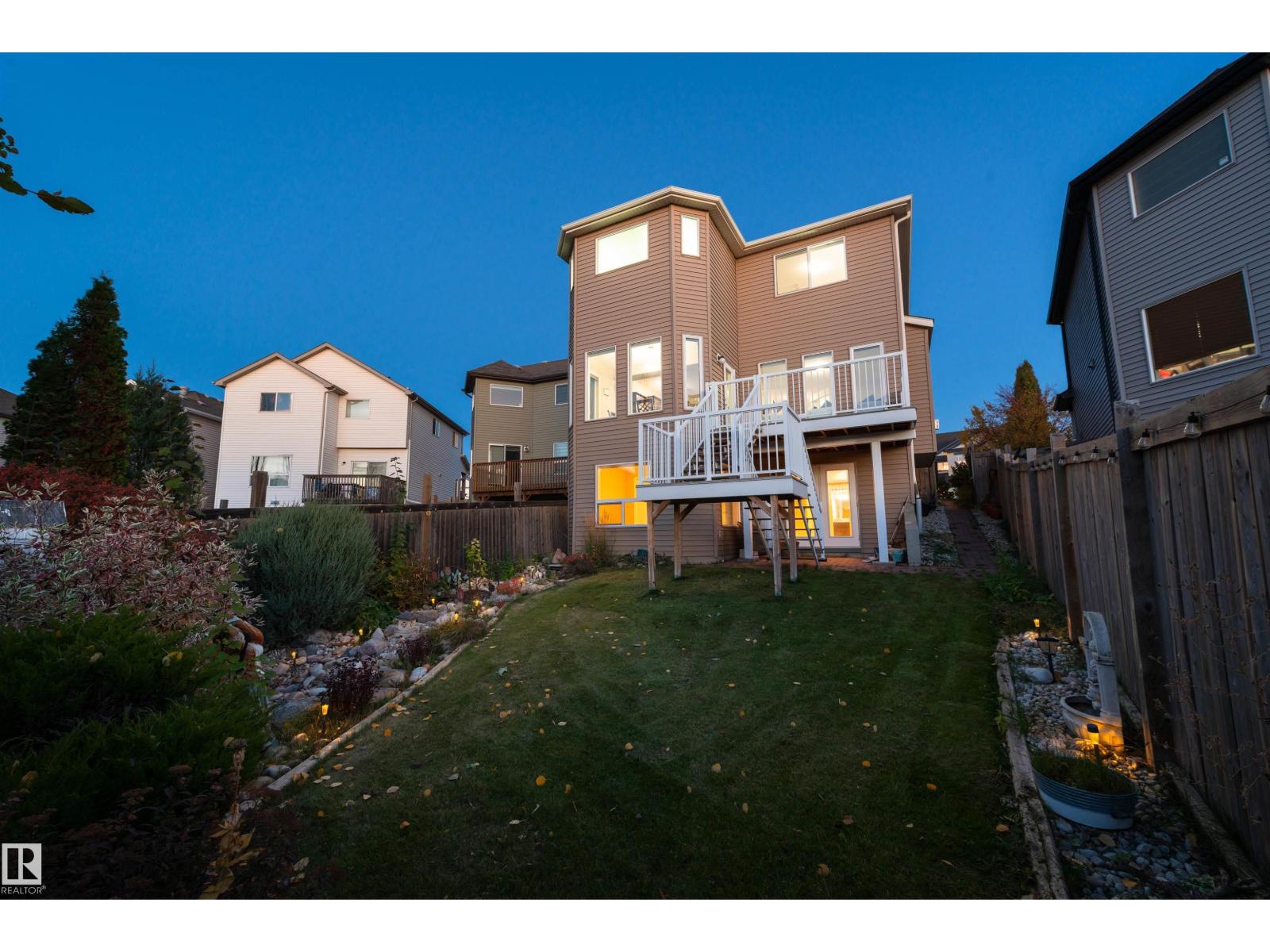 5932 12 Av Sw Property Photo 2