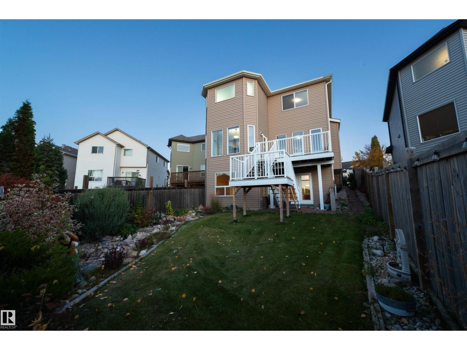 5932 12 Av Sw Property Photo 38