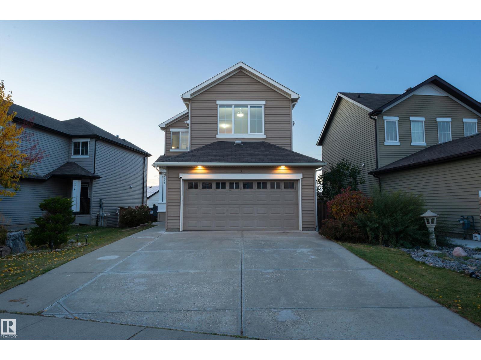 5932 12 Av Sw Property Photo 43