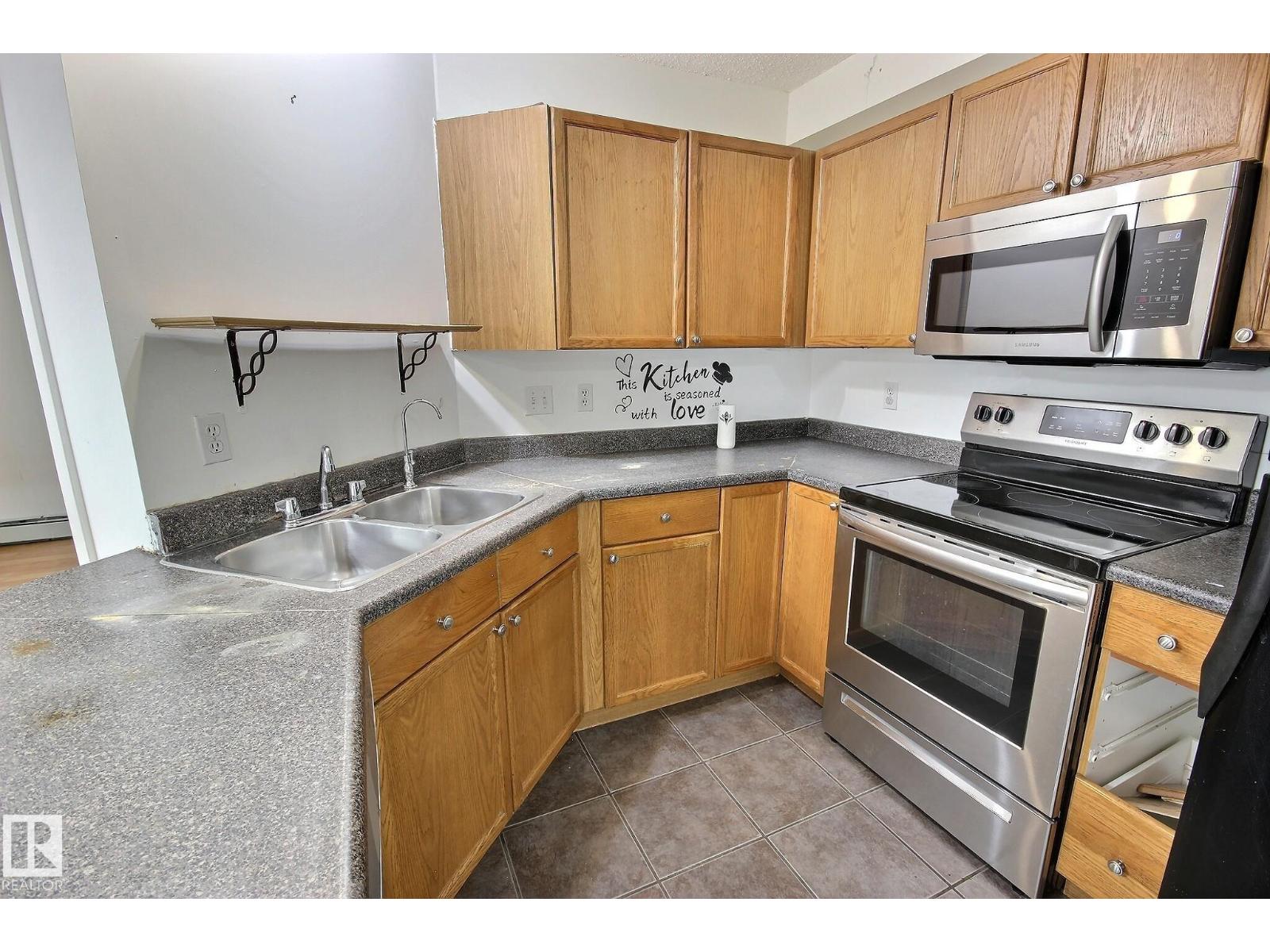 #218 12838 65 St Nw Property Photo 6
