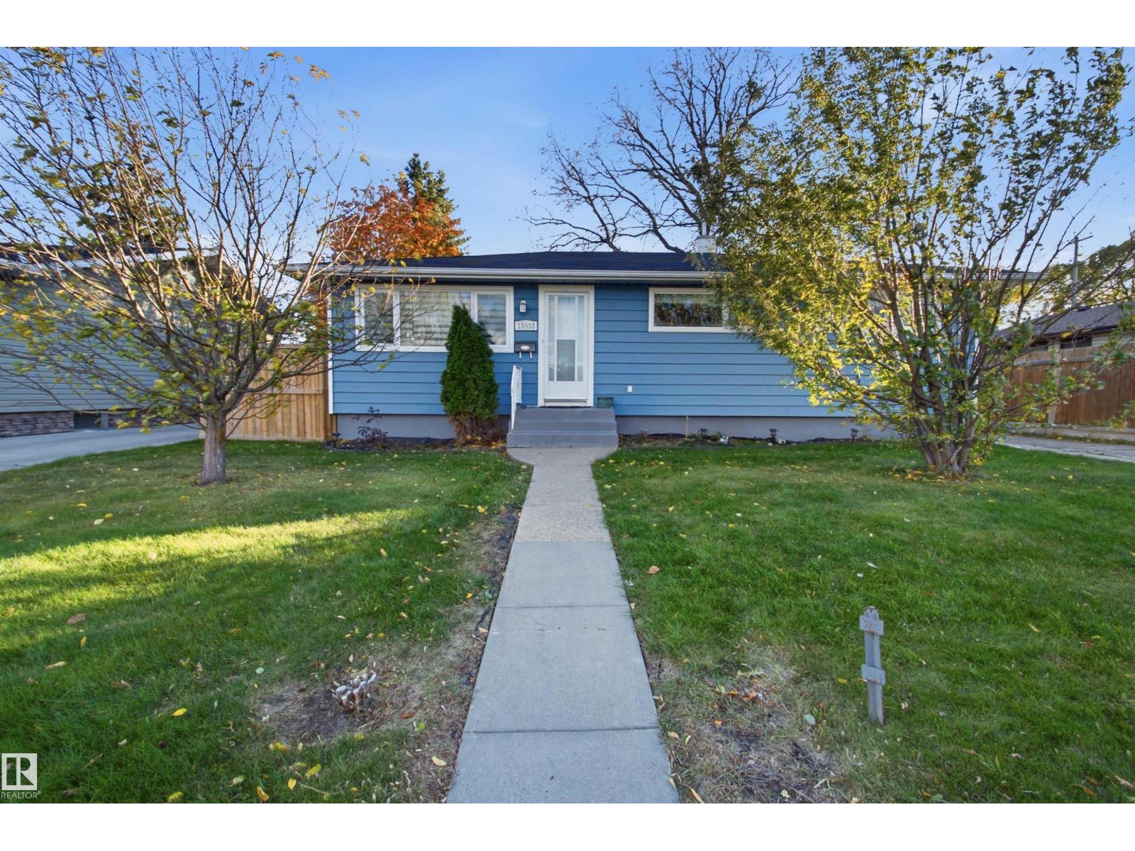 15933 95 Av Nw Property Photo 1