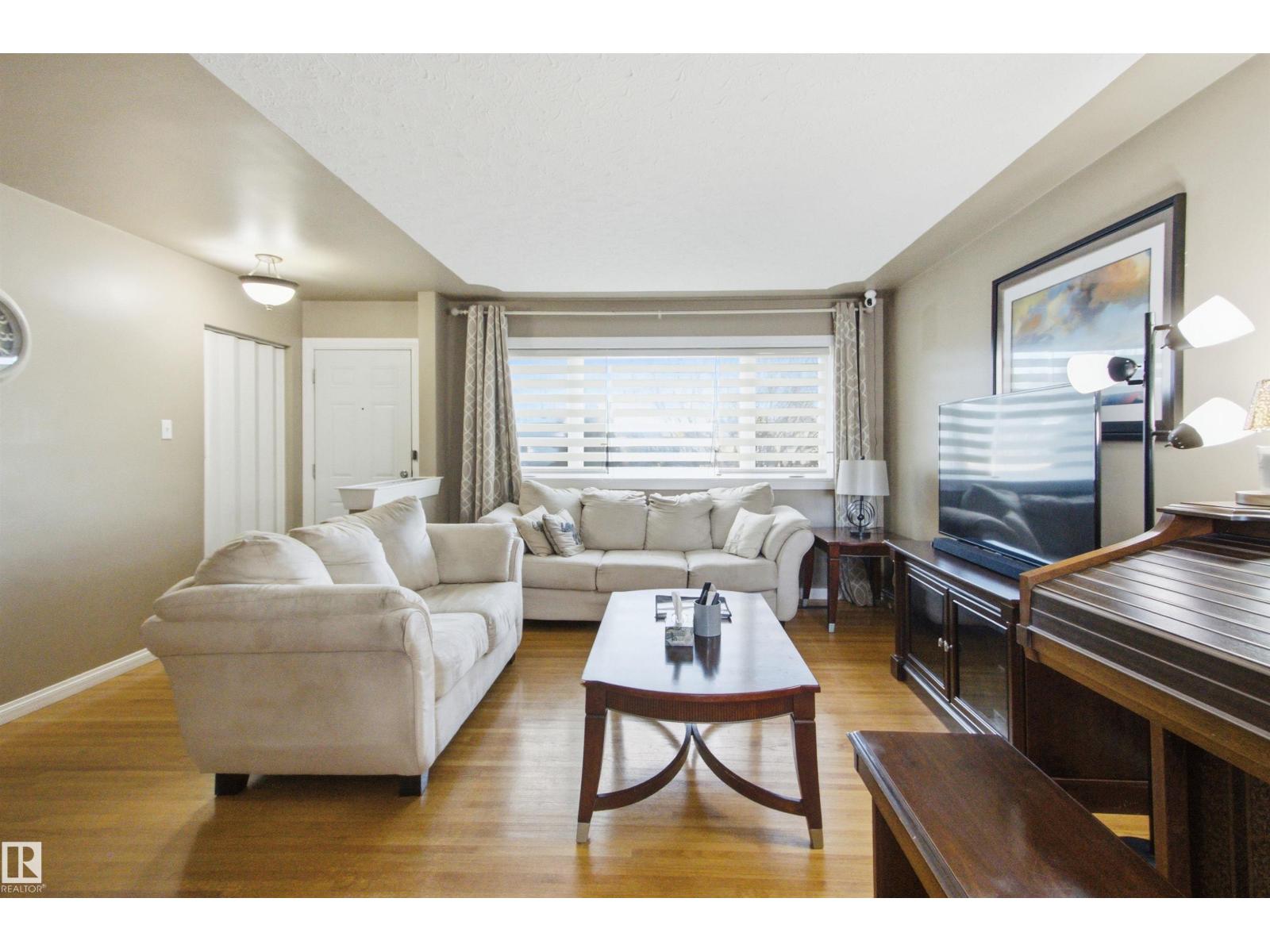 15933 95 Av Nw Property Photo 7