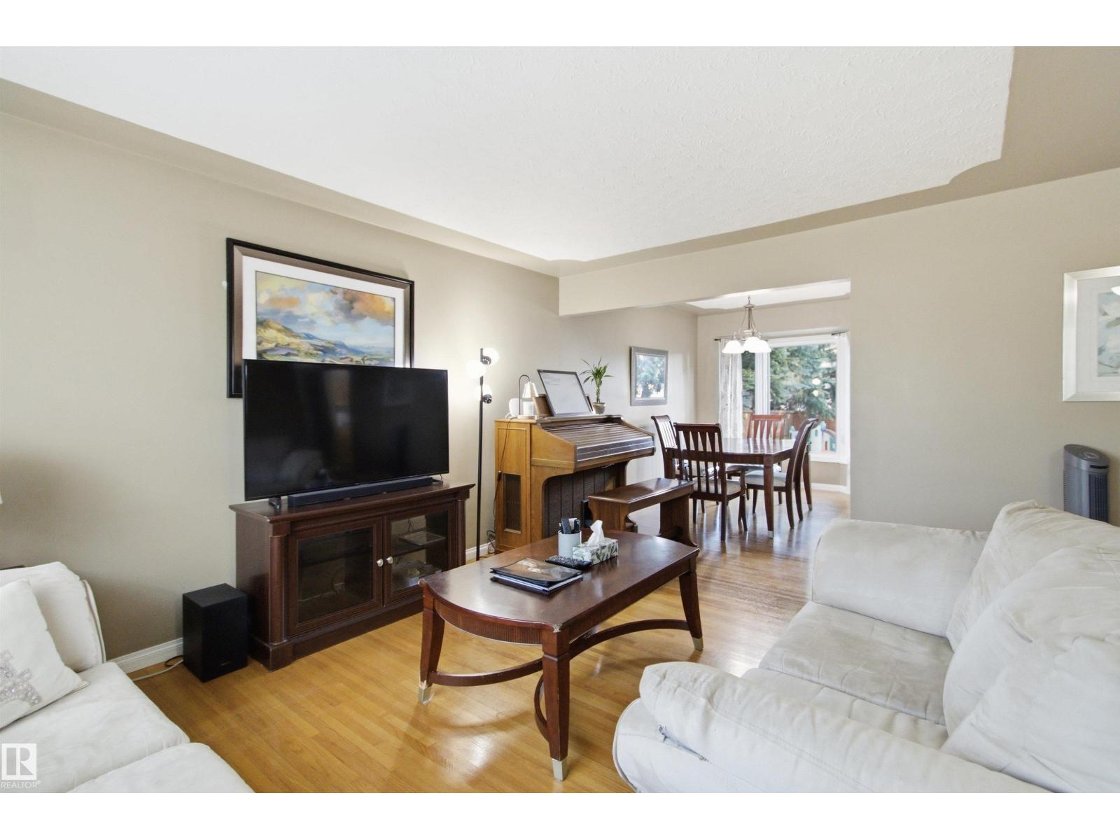 15933 95 Av Nw Property Photo 8