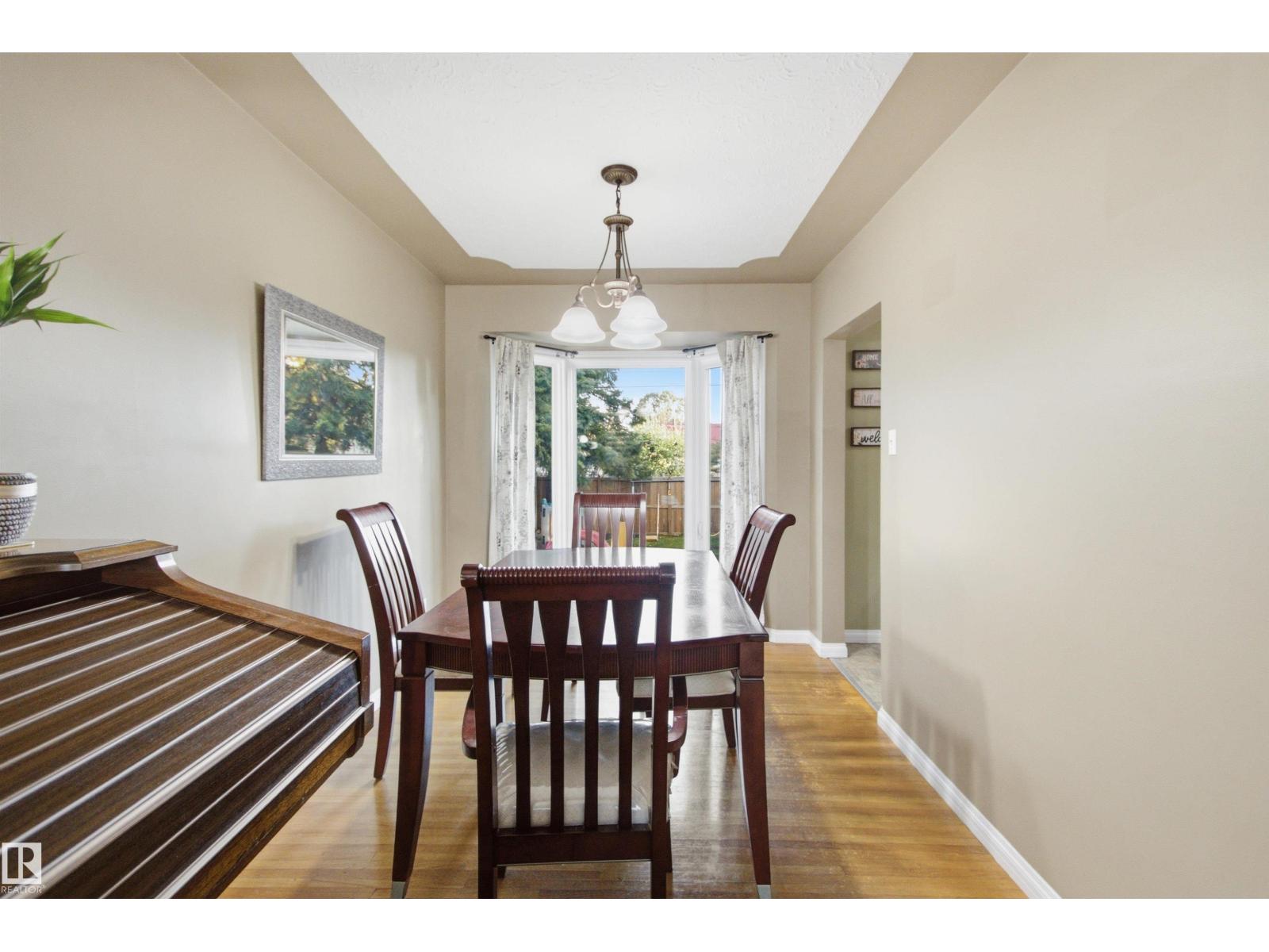 15933 95 Av Nw Property Photo 10