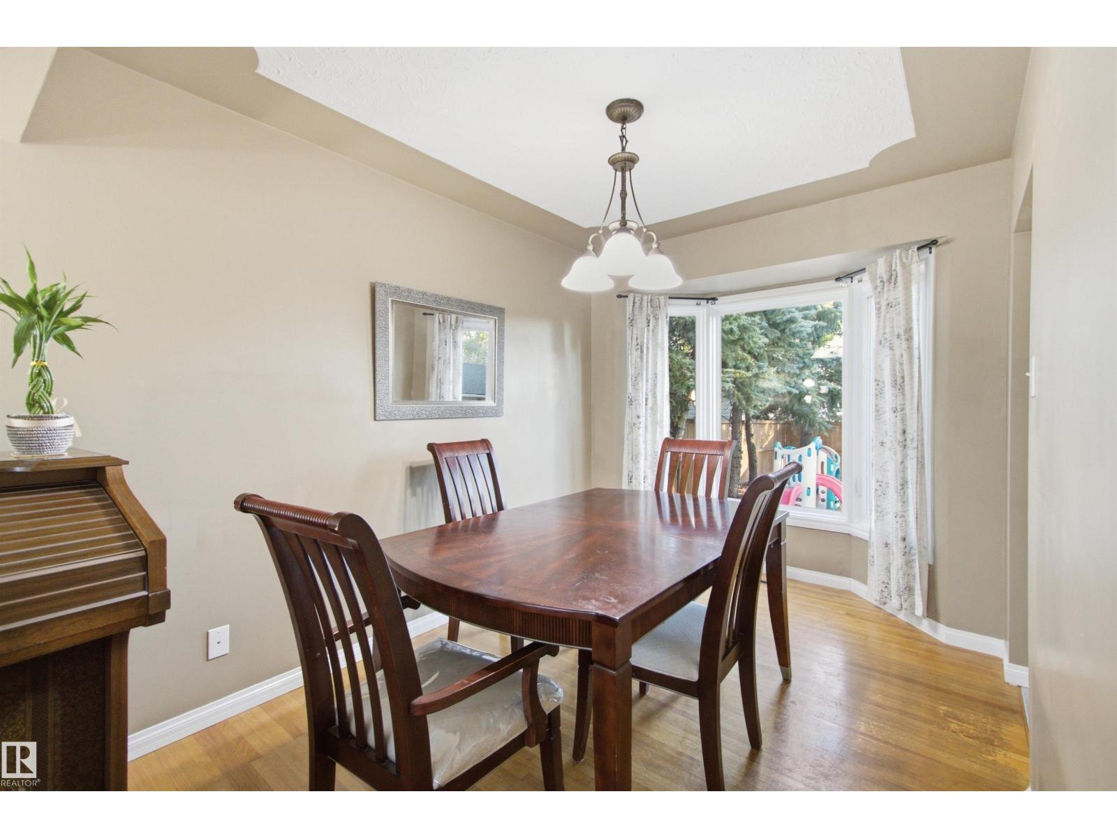 15933 95 Av Nw Property Photo 11