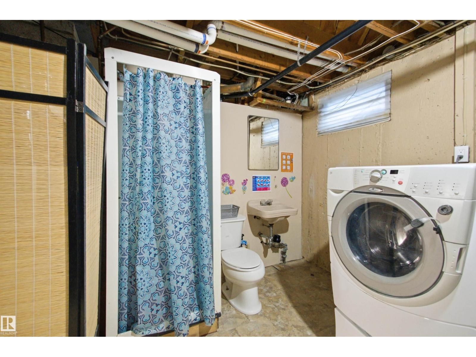 15933 95 Av Nw Property Photo 30