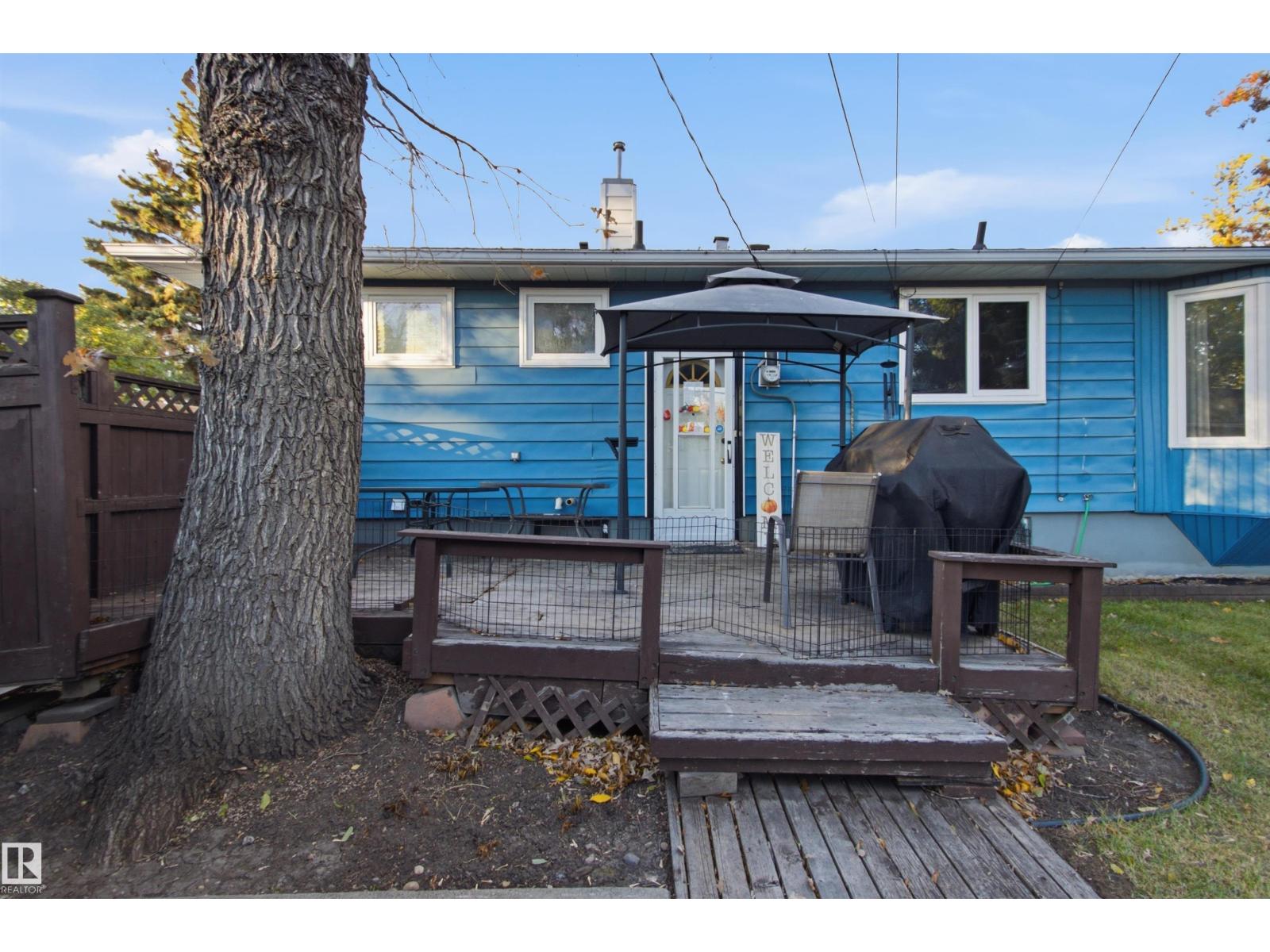 15933 95 Av Nw Property Photo 31