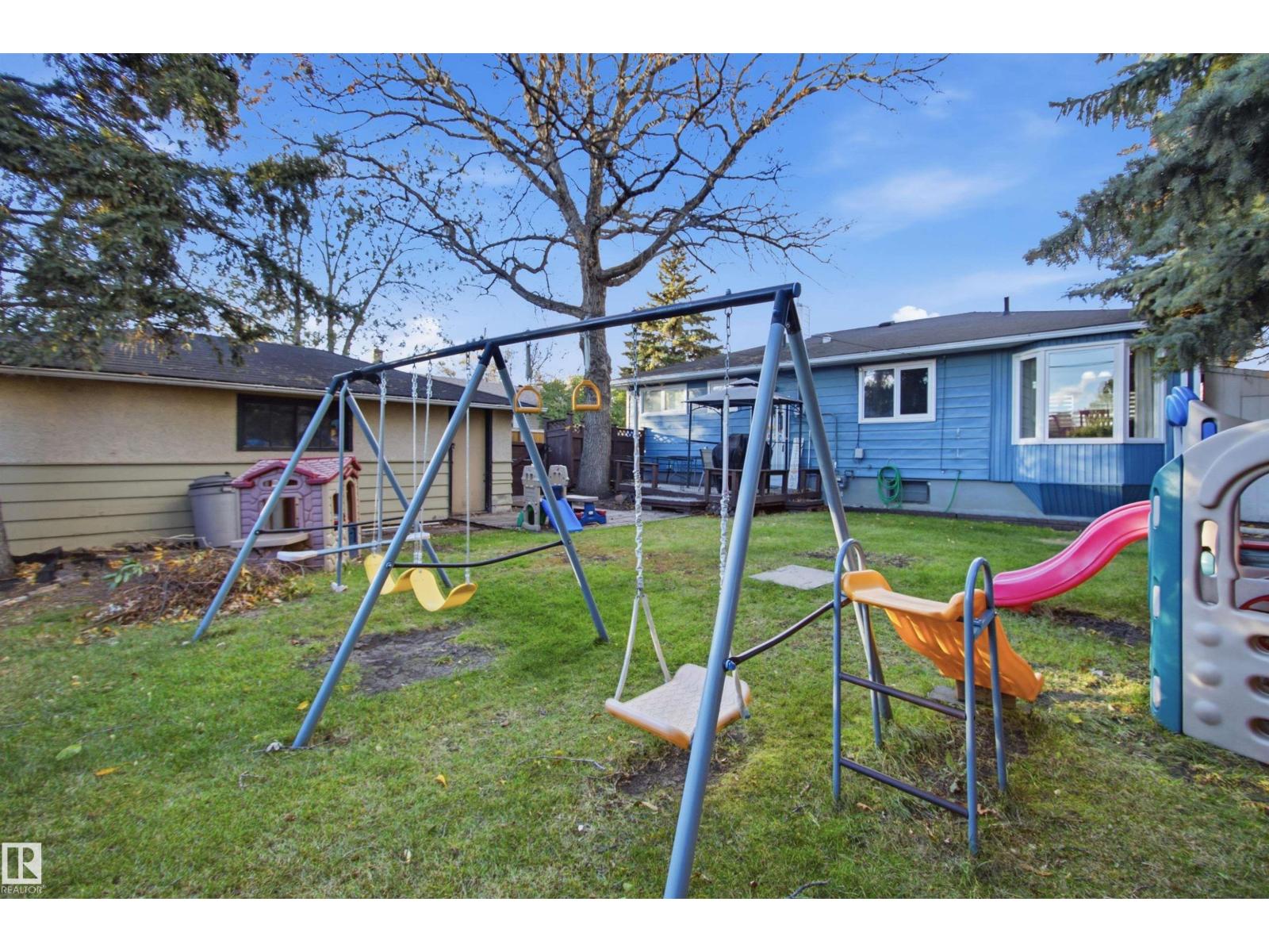 15933 95 Av Nw Property Photo 35