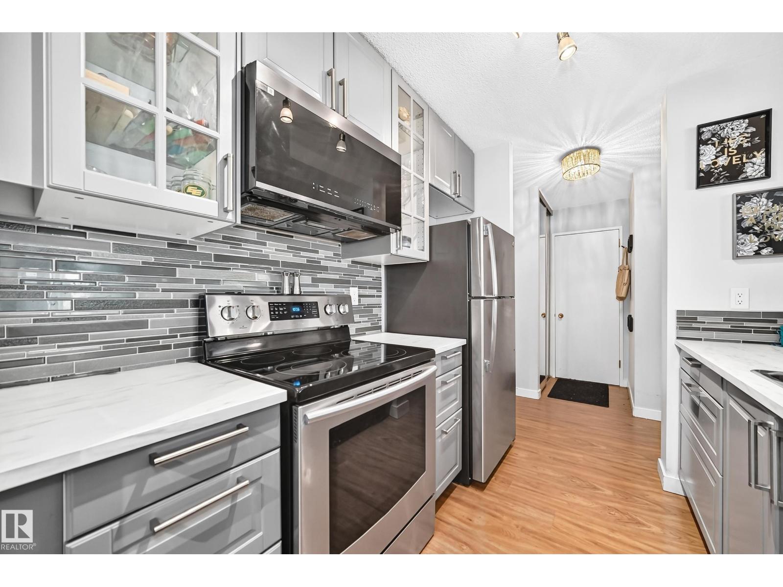 #407 9835 113 ST NW Property Photo 1