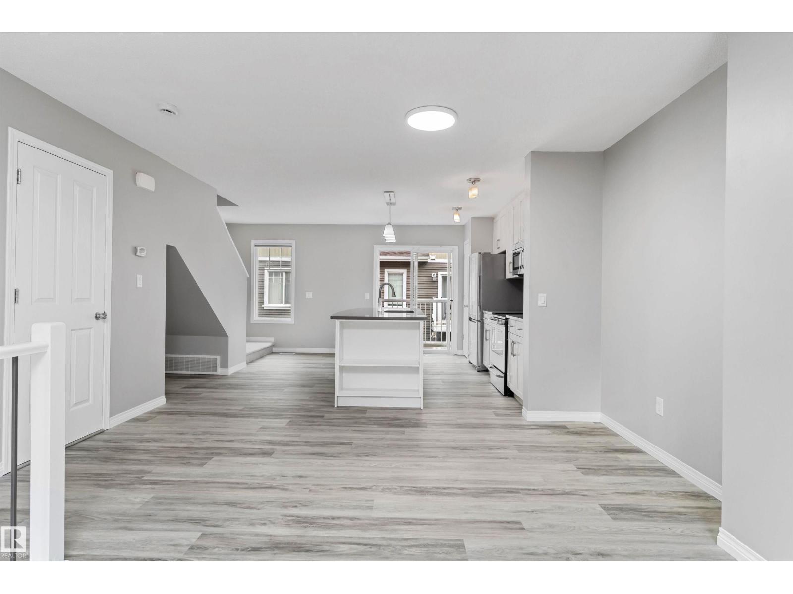 #98 4050 Savaryn Dr Sw Property Photo 16