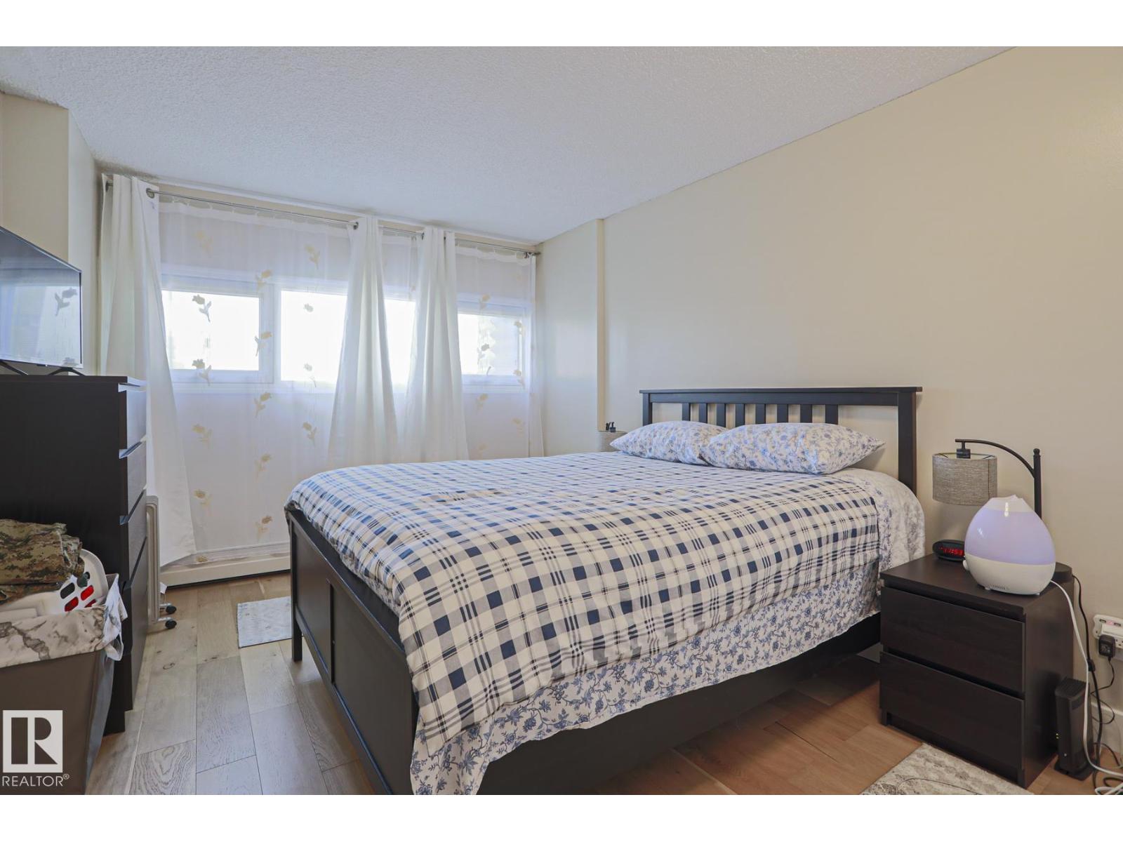 #20 8735 165 St Nw Property Photo 15