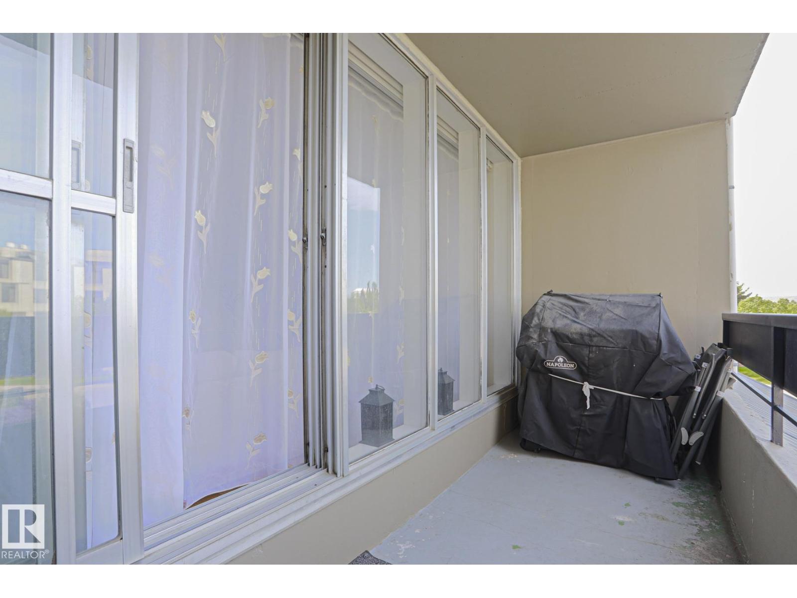 #20 8735 165 St Nw Property Photo 21