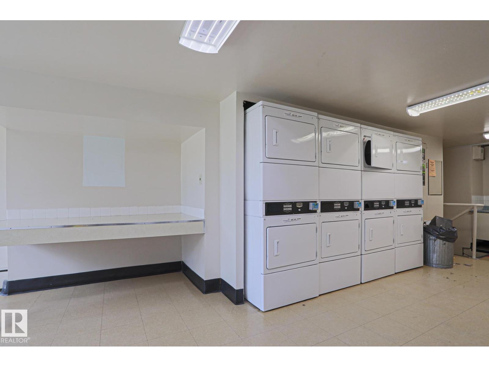 #20 8735 165 St Nw Property Photo 23