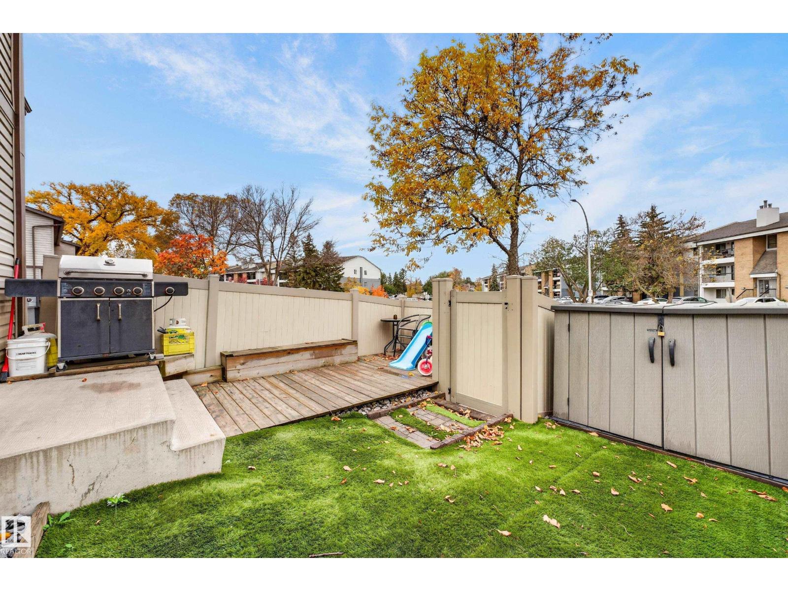 1209 Hooke Rd Nw Property Photo 12