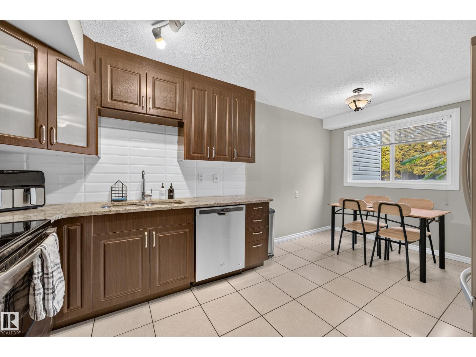 1209 Hooke Rd Nw Property Photo 16