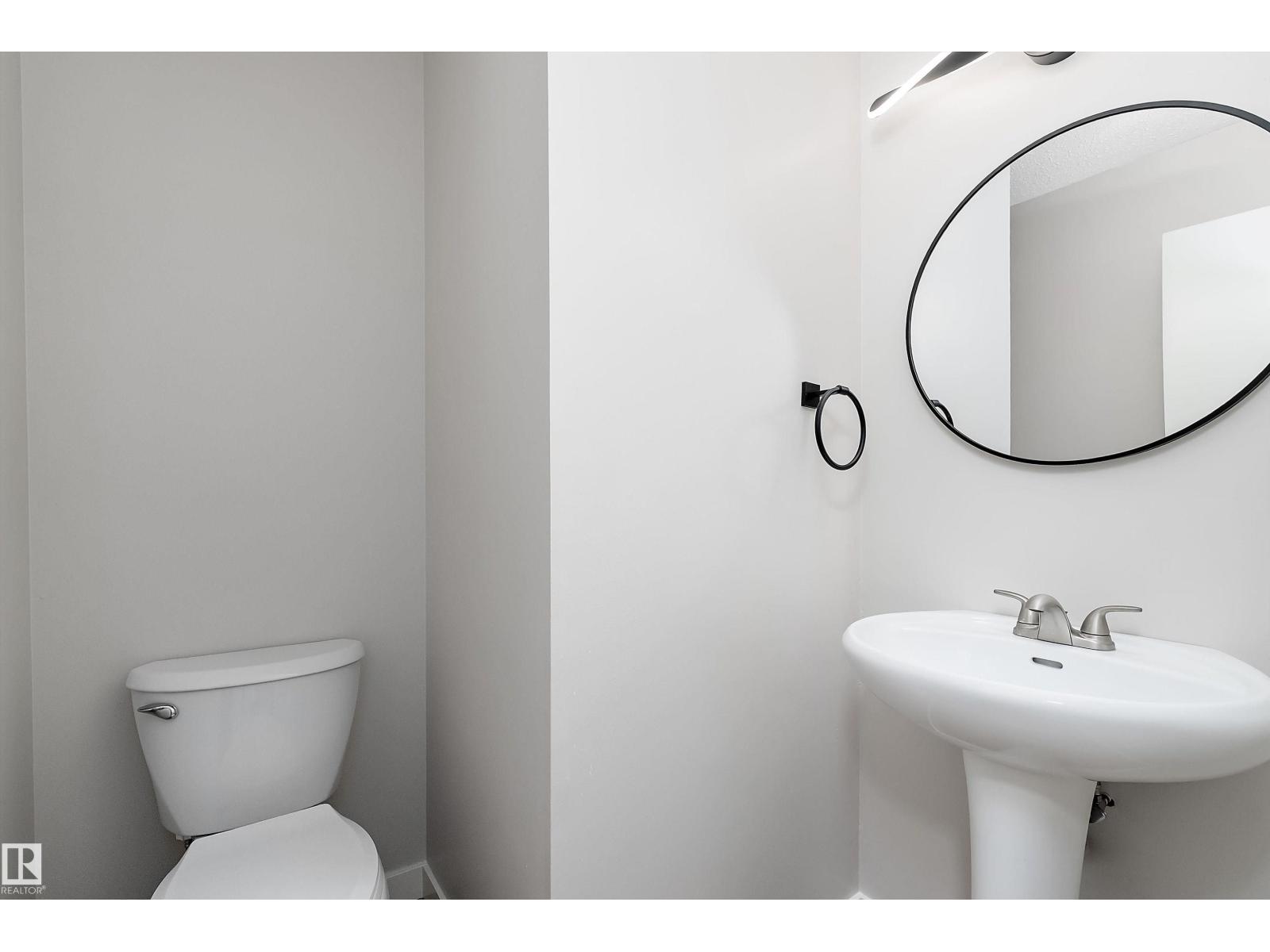 10928 34a Av Nw Property Photo 26