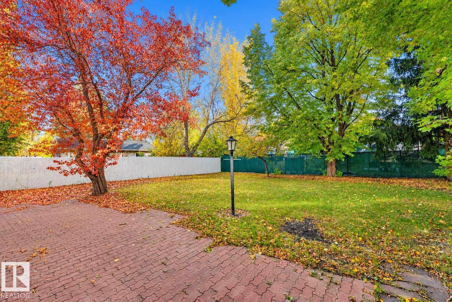 10928 34a Av Nw Property Photo 53