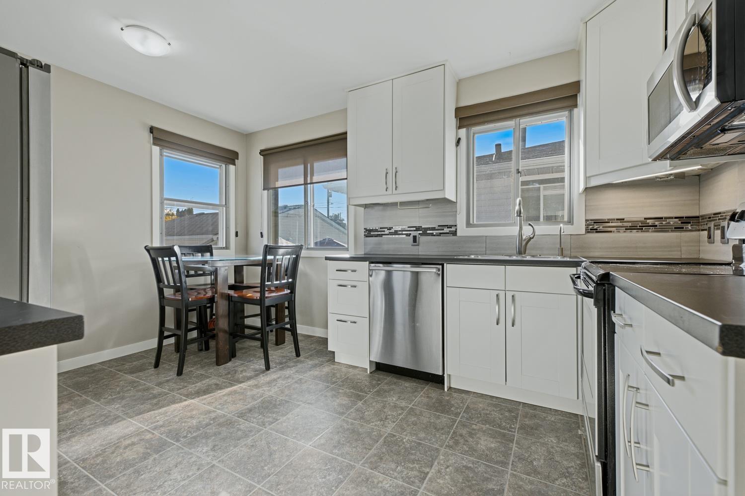 12235 51 St Nw Property Photo 11