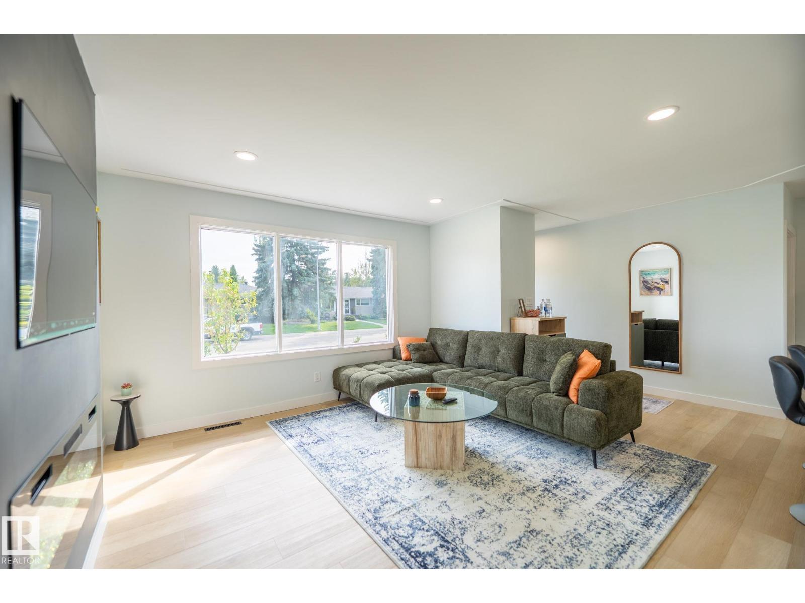 16136 109a Av Nw Property Photo 8